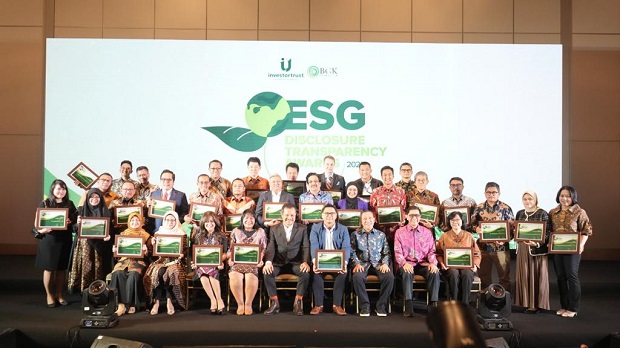 AP1 Berhasil Raih Predikat Leadership A dalam ESG Disclosure Transparency Awards 2023