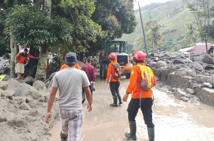 Banjir Bandang dan Longsor Terjang Humbahas, Basarnas: 12 Orang Hilang