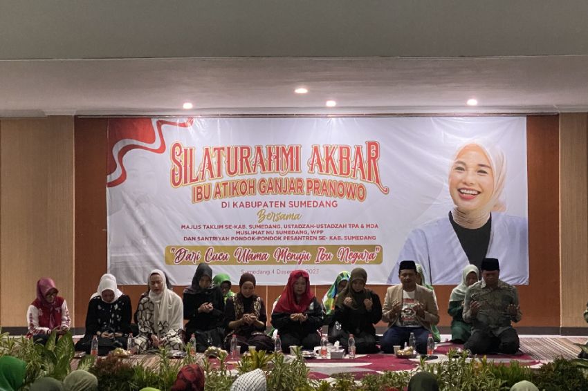 Siti Atikoh Ganjar Sebut Peran Ibu-ibu Majelis Taklim Sangat Penting untuk Anak