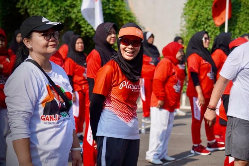 Siti Atikoh Menginspirasi Masyarakat untuk Hidup Sehat dengan Rajin Olahraga