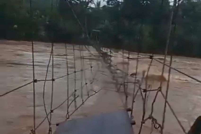 Sungai Batang Merangin Meluap, Ratusan Rumah Warga Terendam Banjir