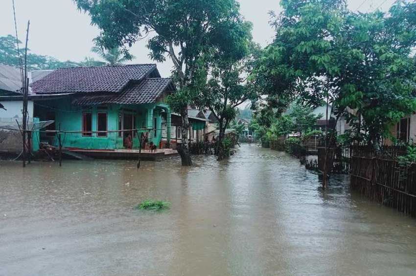 Banjir Pandeglang Meluas, 714 Keluarga di Tiga Kecamatan Terdampak
