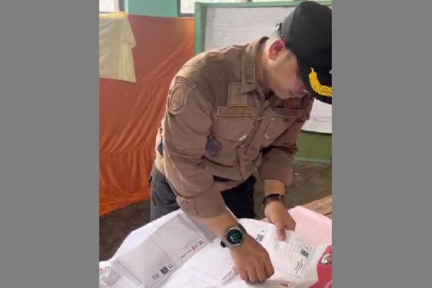 Viral Video Oknum Kades di Cianjur Coblos Puluhan Lembar Surat Suara Pemilu 2024