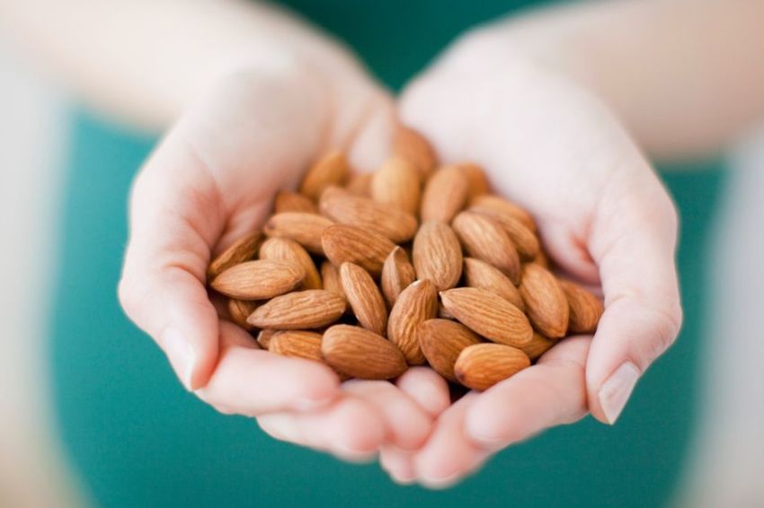 8 Jenis Kacang yang Banyak Manfaatnya, Almond Baik untuk Jantung