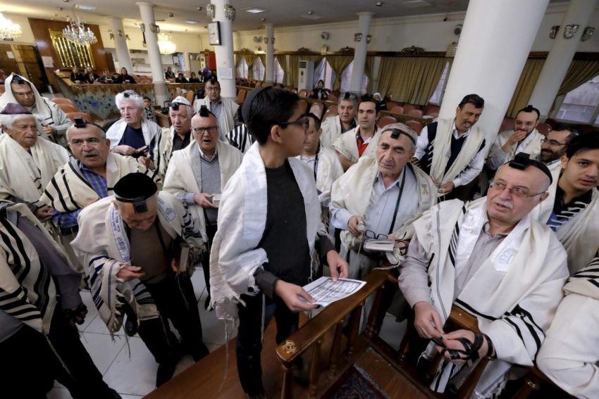 Perkembangan Yahudi di Iran, Komunitas Agama yang Masih Bertahan