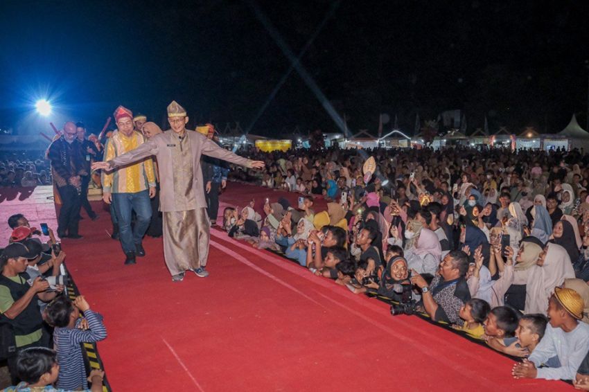 Sandiaga Sebut Festival Rimpu Mantika Perkenalkan Pariwisata Bima