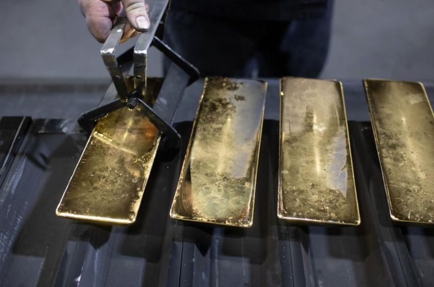 China Terus Menumpuk Cadangan Emasnya, Pembelian di April Sedikit Menyusut