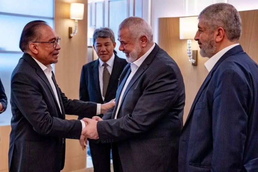 PM Malaysia Anwar Ibrahim Bertemu Pemimpin Hamas Ismail Haniyeh