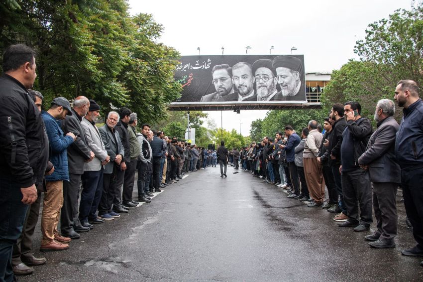 2 Sosok Pemilik Peti Bersorban Hitam di Pemakaman Presiden Iran, Dikenali sebagai Tanda Keturunan Nabi Muhammad