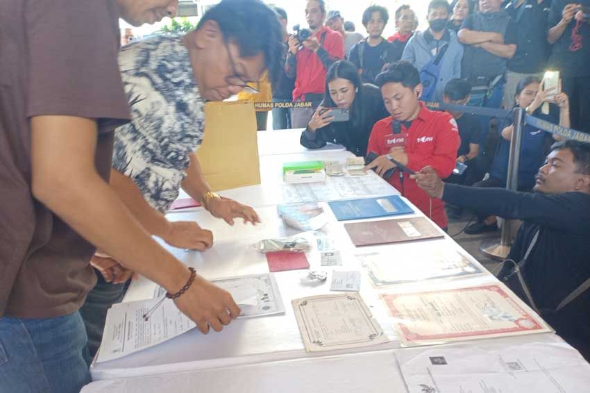 Ini Barang Bukti yang Disita Polisi dari Pegi Tersangka Kasus Vina Cirebon