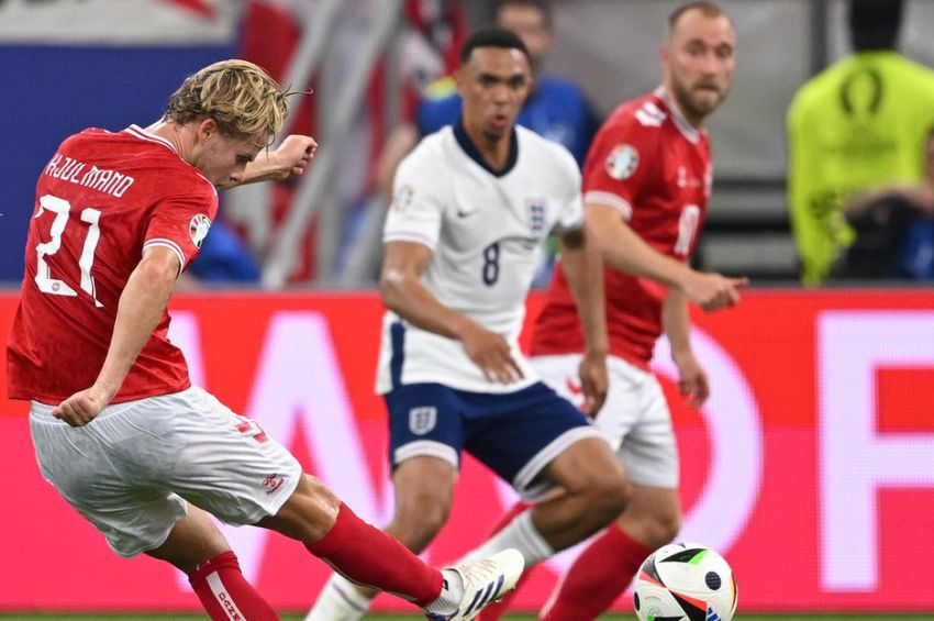 Hasil Euro 2024: Berbalas Gol di Babak Pertama, Denmark vs Inggris 1-1