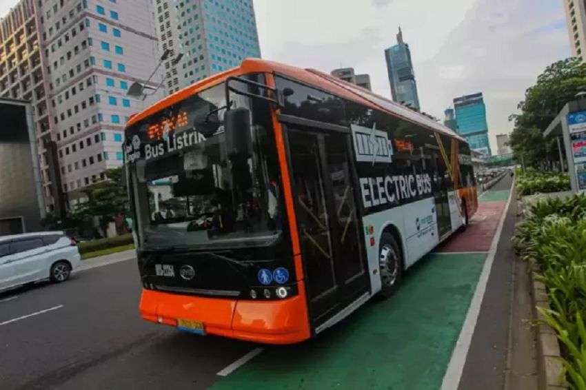 DKI Targetkan Tambah 250 Bus Listrik Transjakarta hingga Akhir 2024