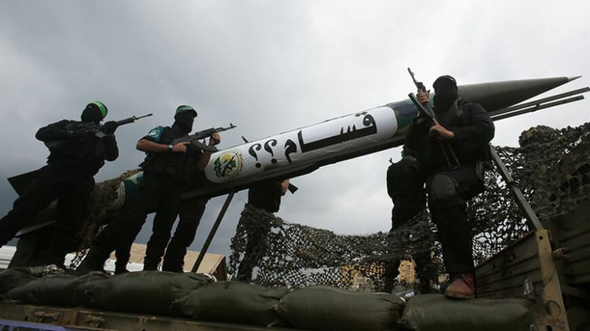 Hamas Persenjatai Diri Lagi dari Bom Israel yang Belum Meledak