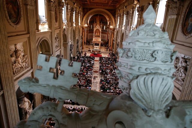 Agama Warga Negara Italia dan Persentasenya