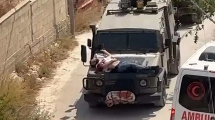 Biadabnya Zionis, Warga Palestina Ditembak Lalu Diikat di Kap Mobil Militer Israel