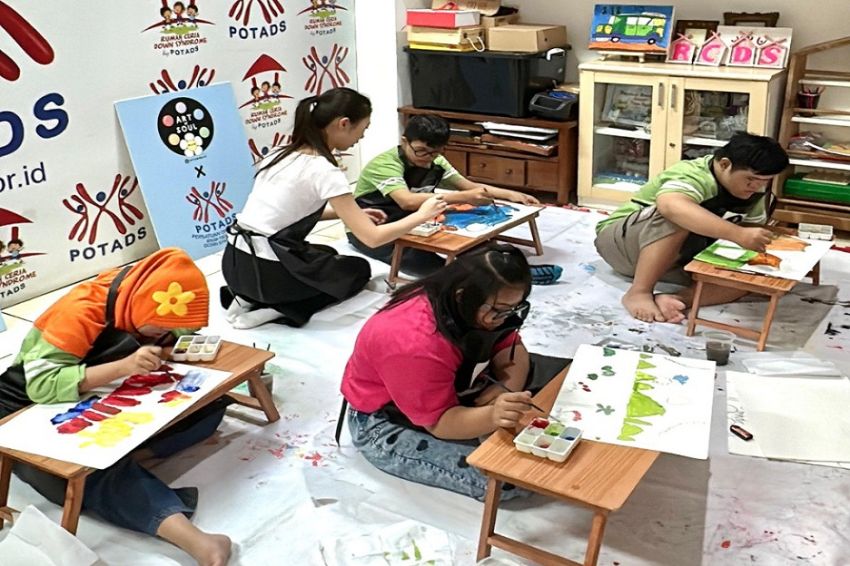 Gelar Workshop, Potads Latih Kemampuan Anak Down Syndrome melalui Karya Lukis