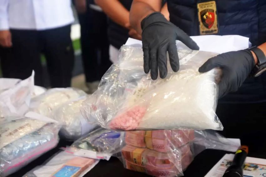 Polisi Gerebek Gudang Sabu 72 Kg di Ciledug, 2 Orang Diamankan