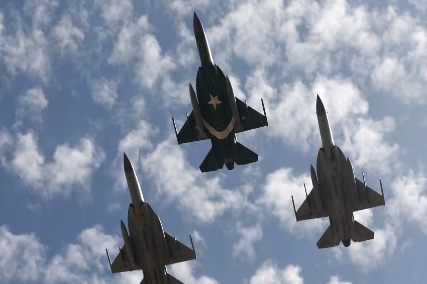 Negara Islam Ini Diam-diam Persenjatai Jet Tempurnya dengan Rudal Nuklir