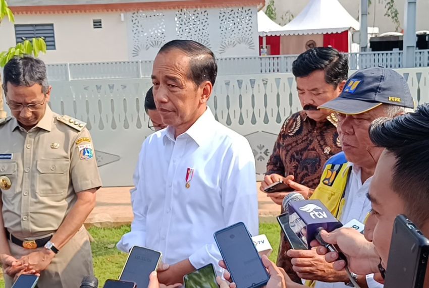 Jokowi Tegaskan Keppres Pencopotan Hasyim Asy'ari dari Ketua KPU Masih Proses