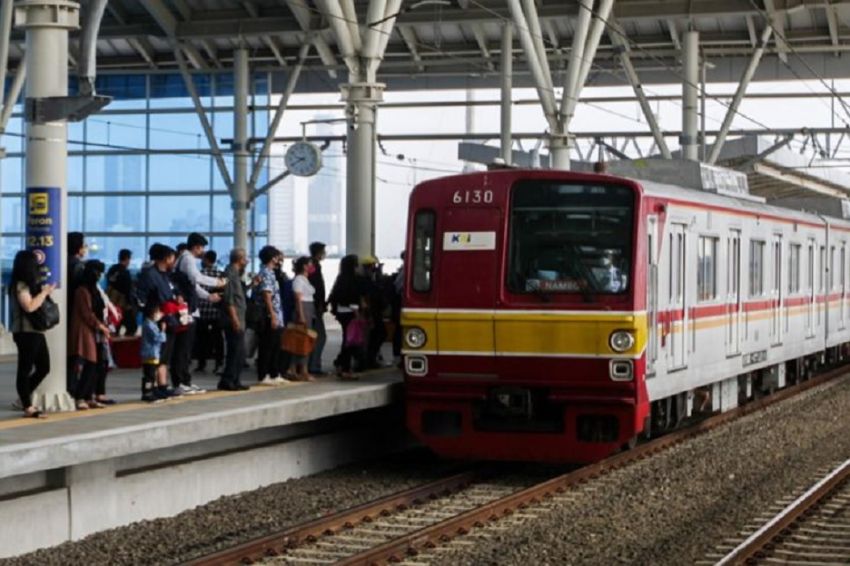 Perjalanan KRL Terganggu Pagi Ini Imbas Perbaikan Rel Stasiun Palmerah-Kebayoran