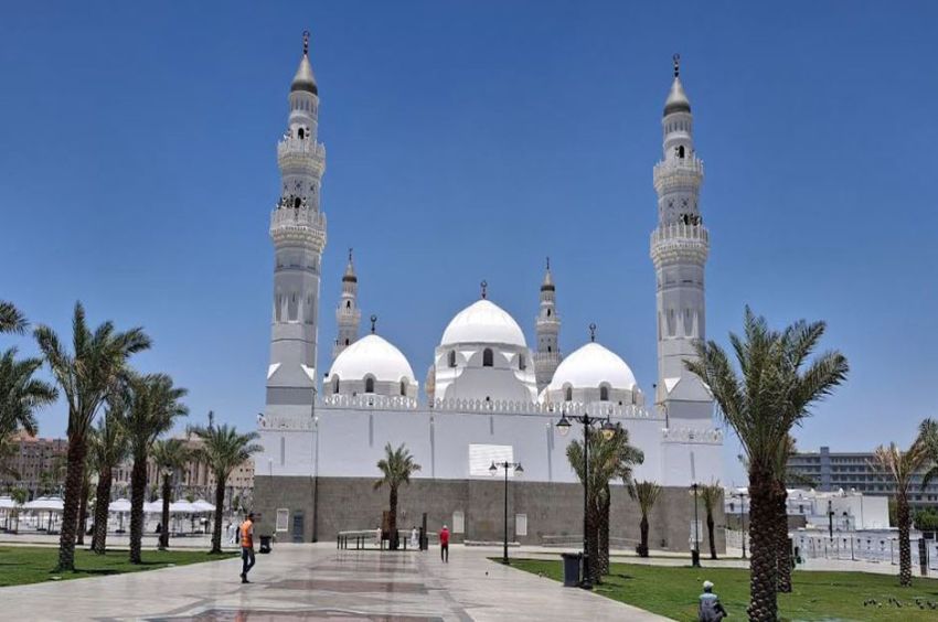 Masjid-masjid Bersejarah di Madinah yang Berdekatan dengan Masjid Nabawi