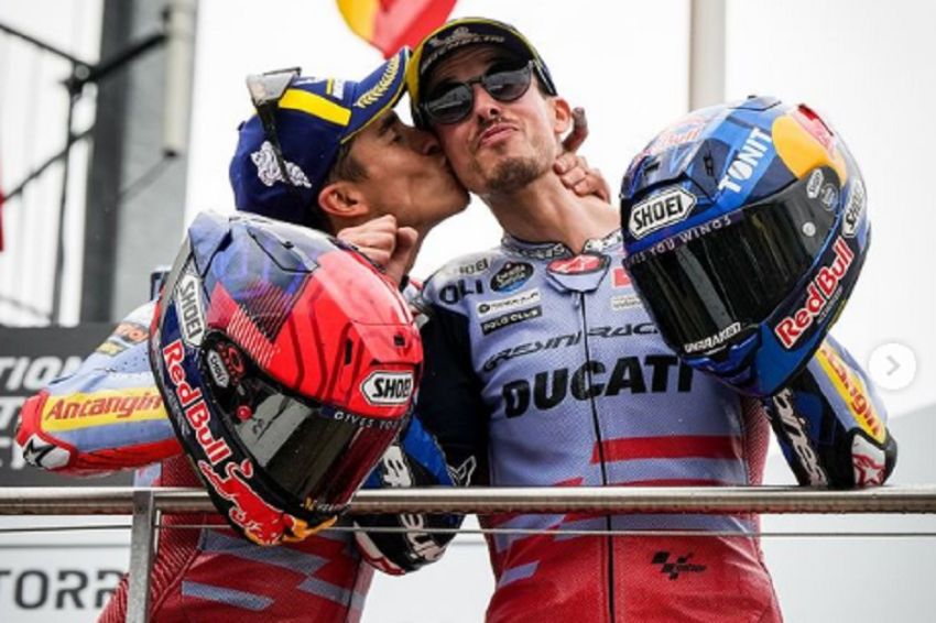 Marc Marquez Pilih Podium Bersama sang Adik daripada Ngotot Juara MotoGP Jerman 2024