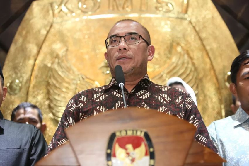 Menanti Jokowi Teken Keppres Pemberhentian Hasyim Asy'ari