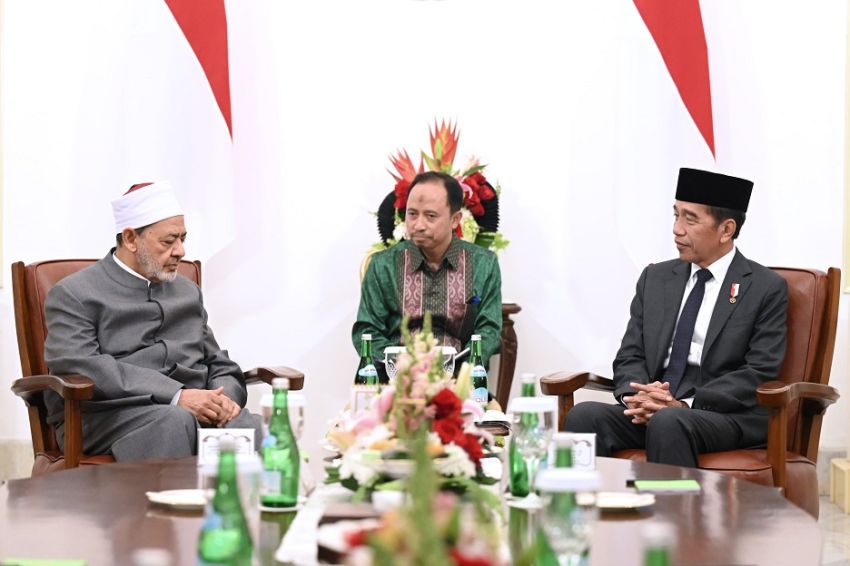 Terima Kunjungan Grand Syekh Al Azhar, Presiden Jokowi Bahas 3 Hal Penting Ini
