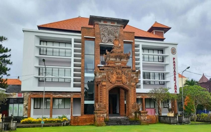 11 PTS Terbaik di Bali, Pilihan Lanjut Kuliah di Pulau Dewata