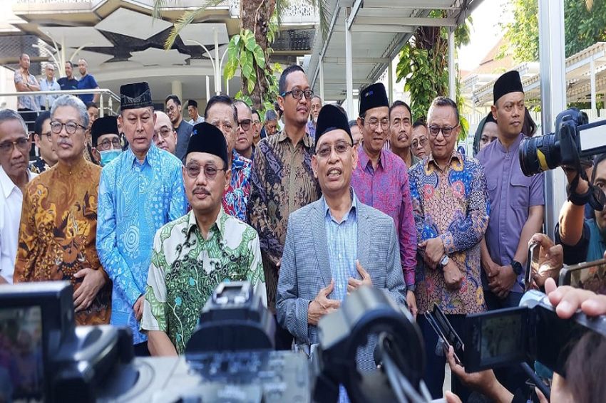 Prof Budi Santoso Batal Dicopot, Rektor Unair: Kami Mohon Maaf