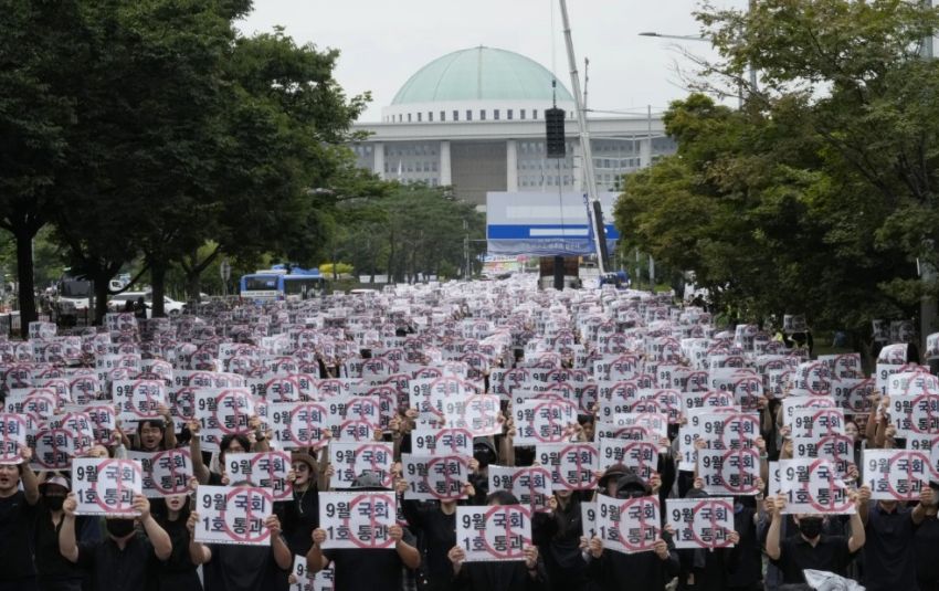 Politikus Korea Selatan Salahkan Perempuan atas Meningkatnya Kasus Lelaki yang Bunuh Diri