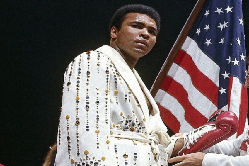 Kisah Muhammad Ali Dijauhi Warga AS hingga Gelar WBA Dicabut akibat Perang, Keluarga Rasakan Ketidakadilan