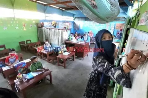 Gaji Guru Honorer di Indonesia, Upah di Bawah Rp500 Ribu hingga Terjerat Pinjol