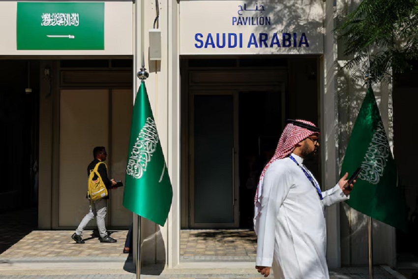 Pangeran Arab Saudi yang Ditahan Dilaporkan Terkena Serangan Jantung