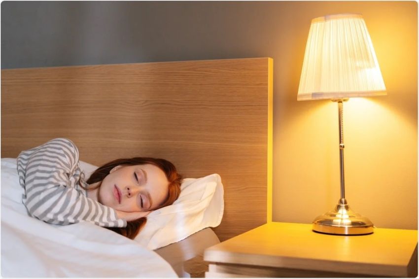 Tidur dengan Lampu Menyala Bisa Picu Diabetes dan Gangguan Hormon