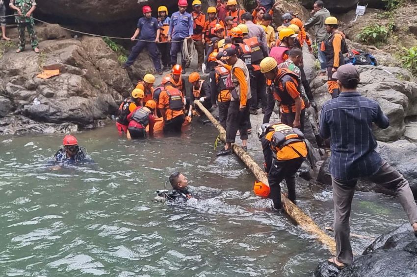 Tragis! 2 Gadis Ditemukan Tewas di Kedalaman 5 Meter Air Terjun Jami Maros