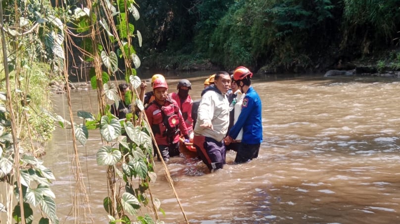 Dramatisnya Evakuasi Mahasiswa UB dari Percobaan Bunuh Diri di Jembatan Suhat Malang