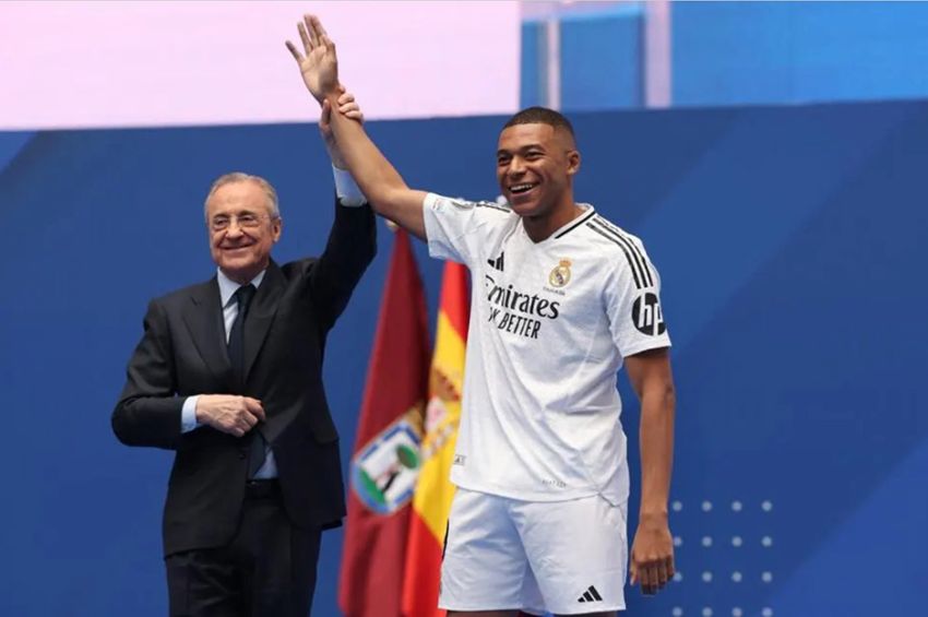 Kata-kata Pertama Kylian Mbappe saat Diperkenalkan Real Madrid di Santiago Bernabeu