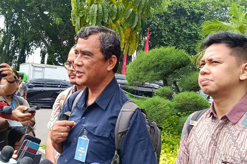 KKJ Laporkan Kasus Pembakaran Rumah Jurnalis Tribrata TV ke KSP