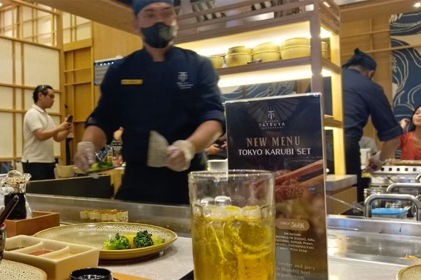 Maison Tatsuya Hadir di AEON MALL Deltamas, Tawarkan Pengalaman Makan Sambil Lihat Atraksi Chef Teppanyaki