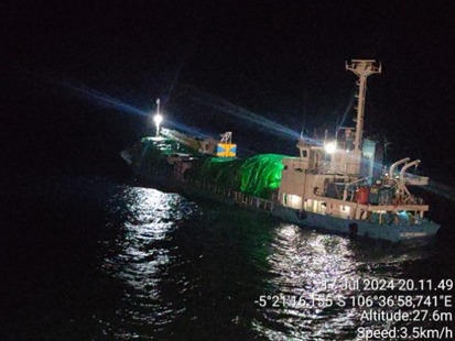 Tim PHE ONWJ Selamatkan 18 Awak Kapal Karam di Kepulauan Seribu