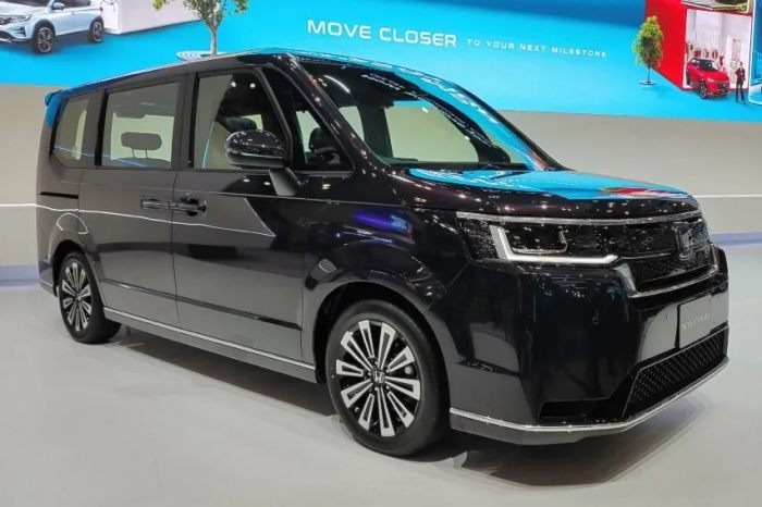 Honda Kenalkan Penantang Innova Zenix Hybrid di GIIAS 2024