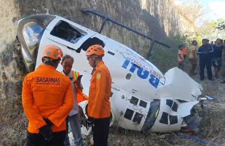 KNKT Investigasi Lokasi Helikopter Jatuh di Badung, TKP Disterilisasi