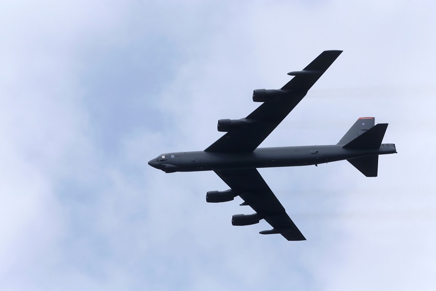 2 Jet Tempur Rusia Cegat 2 Pesawat Pengebom Nuklir AS di Arktik