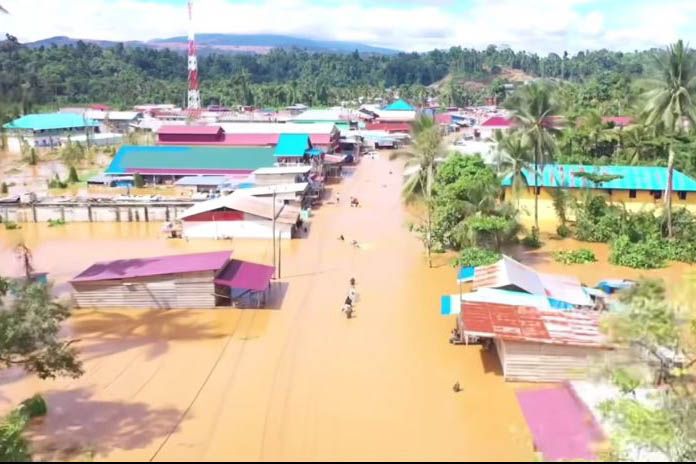 Banjir 2 Meter Rendam Halmahera Tengah, Ribuan Warga Mengungsi