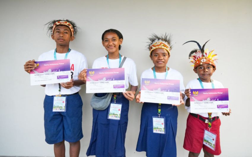 Hari Anak Nasional 2024, 1.000 Siswa Papua Terima PIP