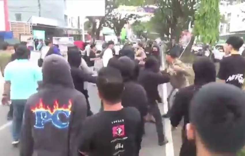Demo Tempat Hiburan Malam Ricuh, Mahasiswa Diserang Preman