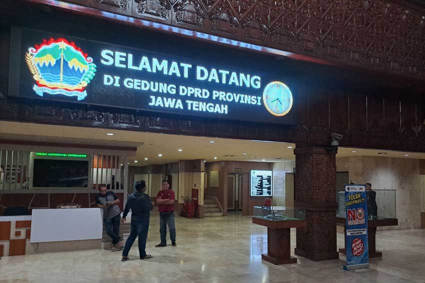 Usut Dugaan Korupsi di Pemkot Semarang, KPK Geledah DPRD Jateng