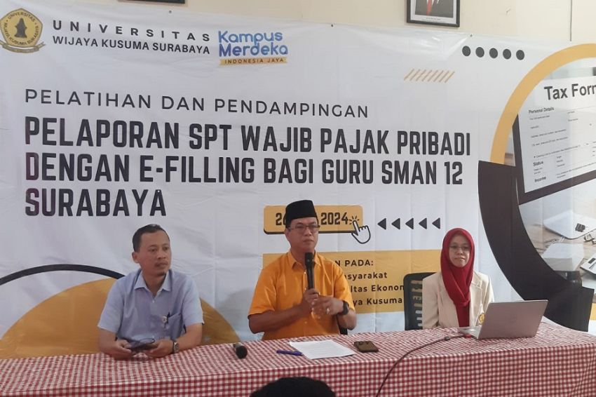 Dosen FEB UWKS Beri Pelatihan Pelaporan Pajak kepada 75 Guru SMAN 12 Surabaya