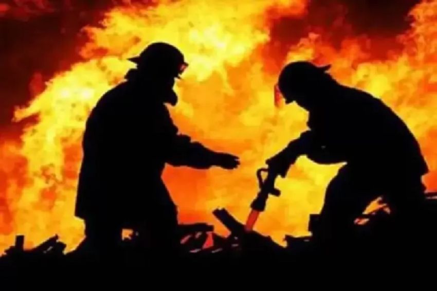Gudang Tas di Jakbar Terbakar, 14 Unit Mobil Damkar Dikerahkan